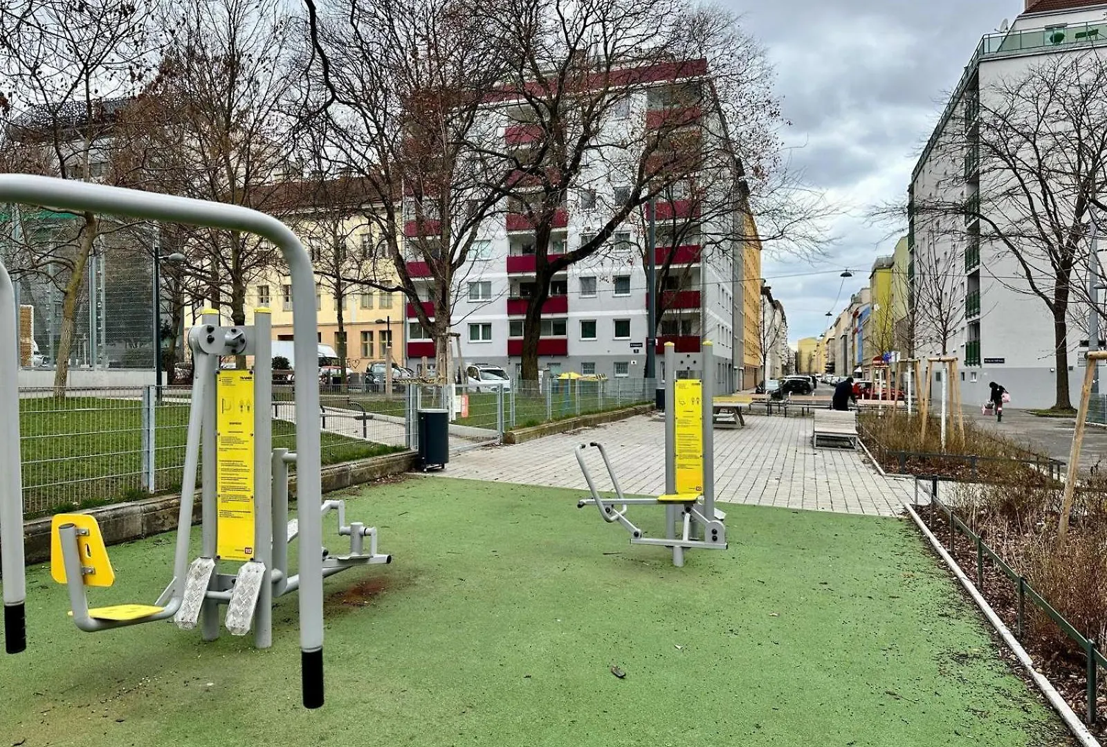 Spacious Netflix Apartment For Up To 4 People With Massage Shower Vienna